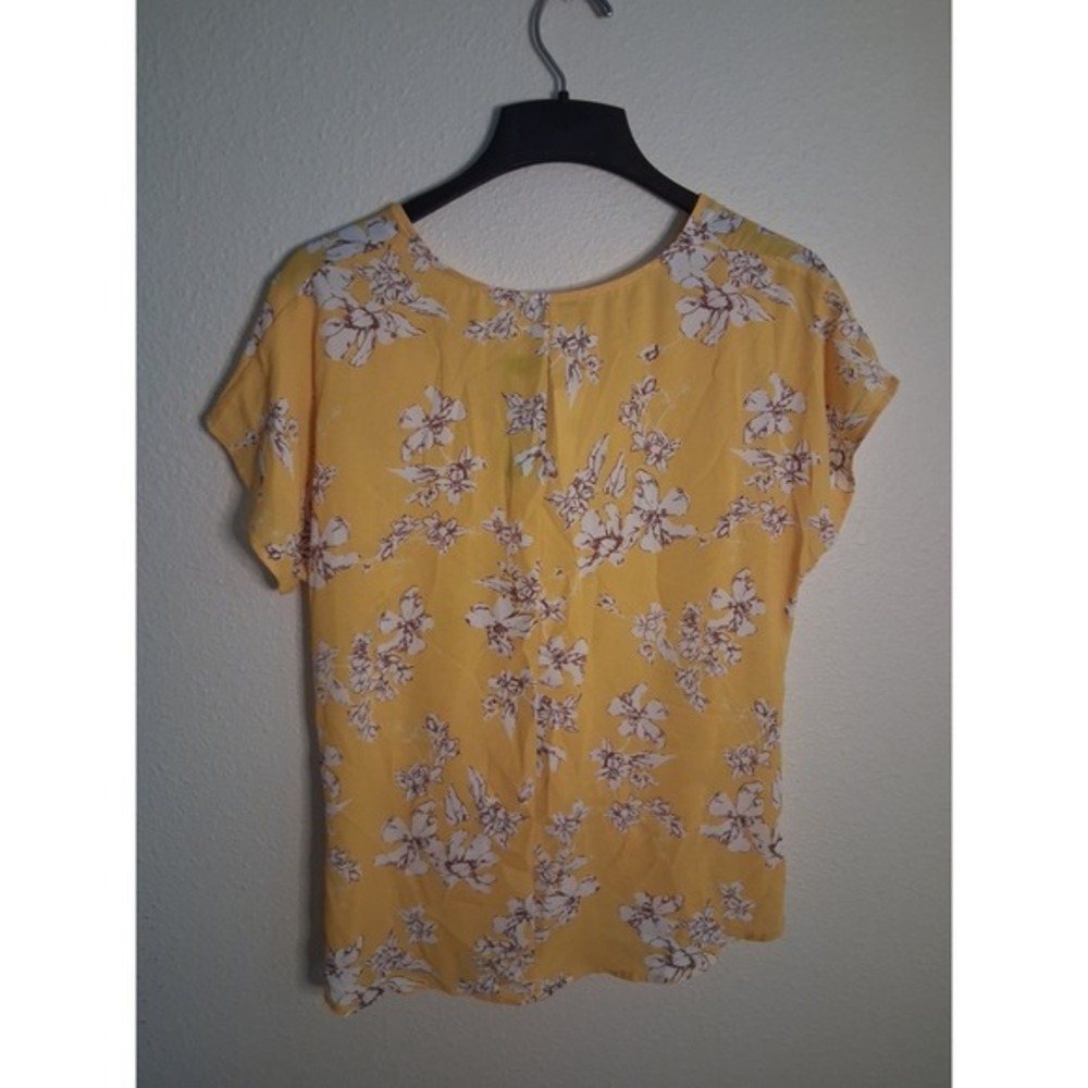 West Kei Yellow Floral V-Neck Twist Front Short Sleeve Blouse Top Small TU39004S - Picture 6 of 8